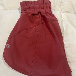 Lululemon track that short